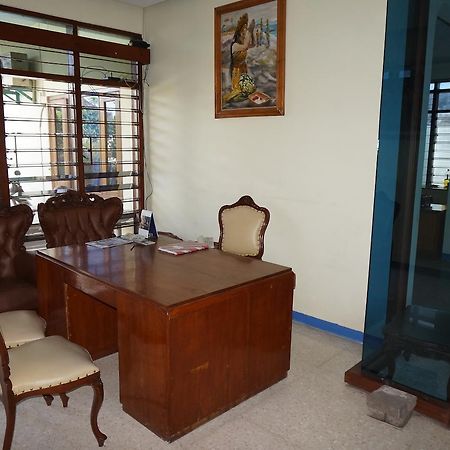Manggo Home Sleman  Exterior photo